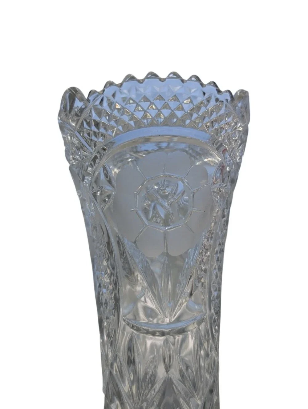 Vintage‎ Anna Hutte Crystal Cut Glass Vase with Floral Detail Sawtooth Edge
